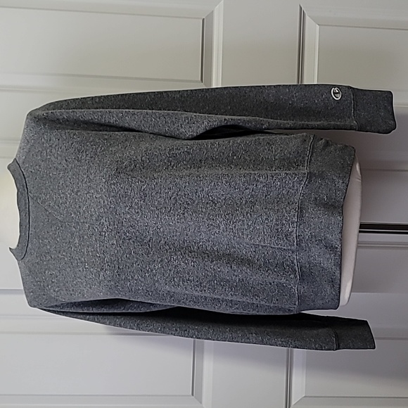 CHAMPION MEDIUM GREY COMFY COZY ATHLETIC APPAREL CREWNECK PULLOVER SWEATSHIRT - Picture 3 of 16